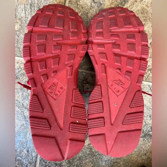 Nike Huarache- Red, Women’s Size 9.5 - Picture 6 of 8